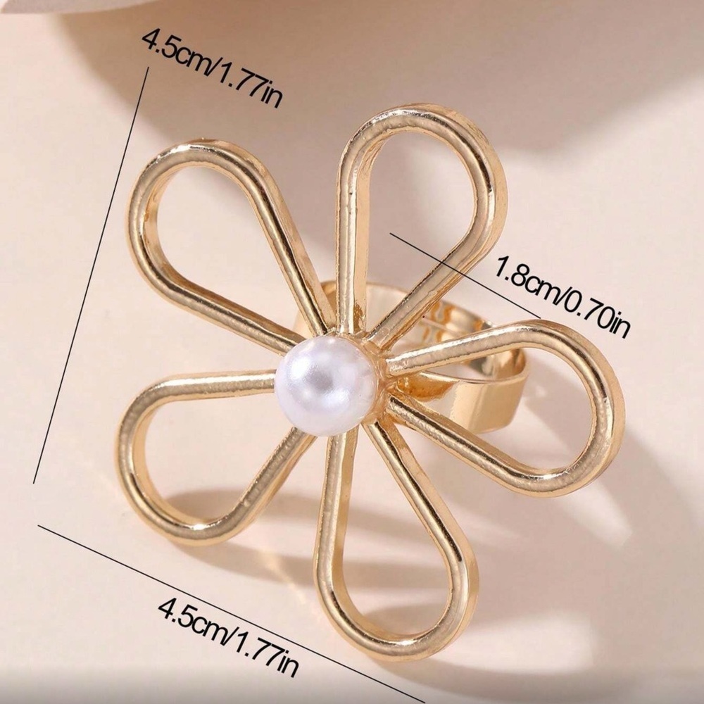✨NEW Gold tone and Pearl Starfish and Flower Ring Set - Picture 6 of 9